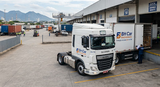 Caminhão e veículos utilitários com telemetria GPS 4G para empresas
